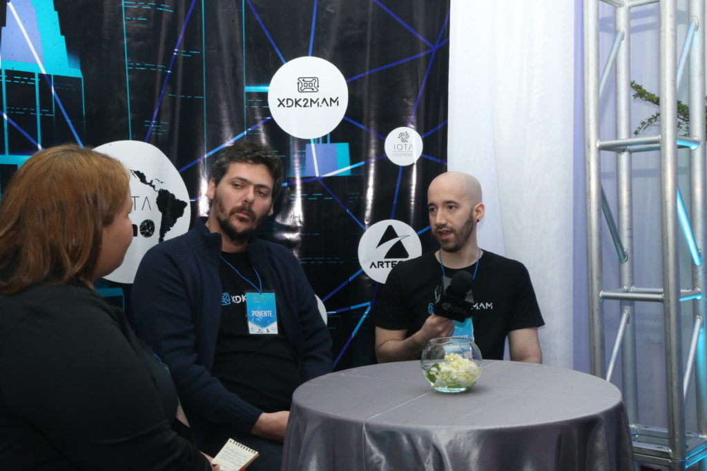 Daniel y Alejandro XDX2MAN IOTA Latino